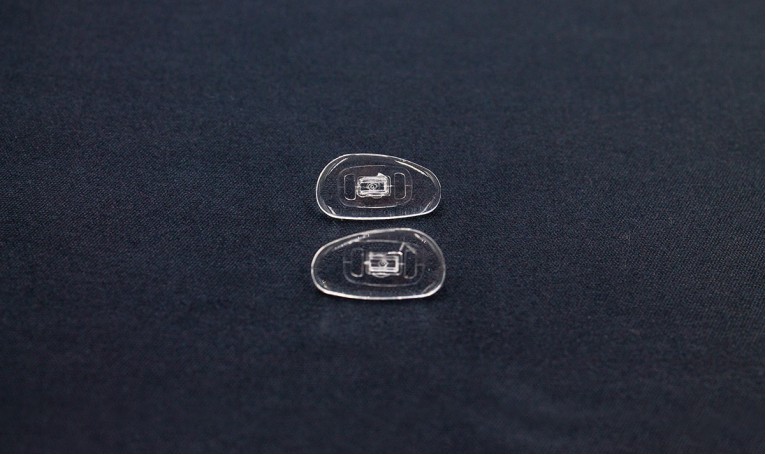 Носоупор силиконовый на защелке №4 CY032