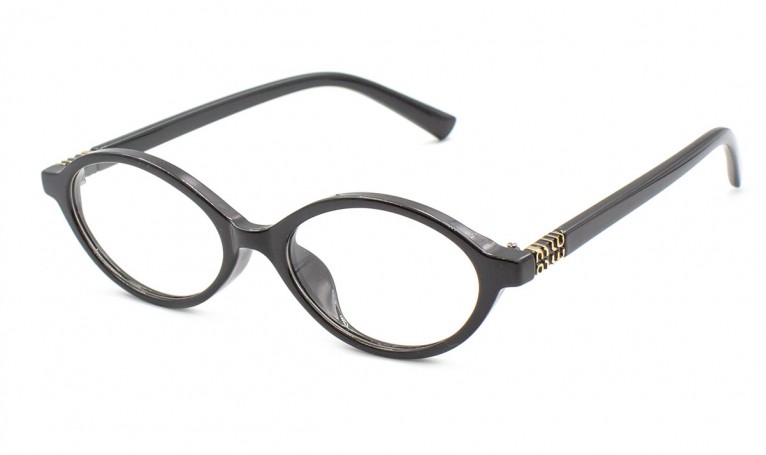 Оправа пластиковая Новая линия 670-C1